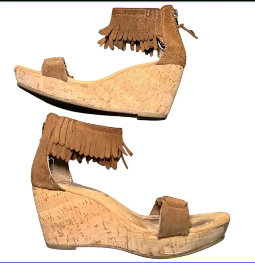 Minnetonka‎ Brown Suede Fringe Wedge Sandals Size 6
